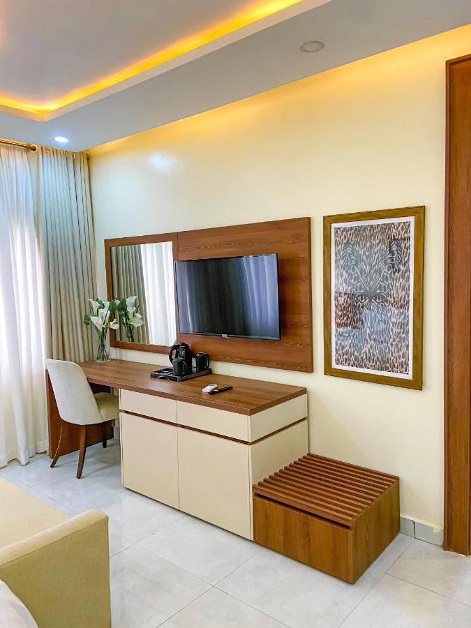 Plush Hotel,Абуджа Экстерьер фото